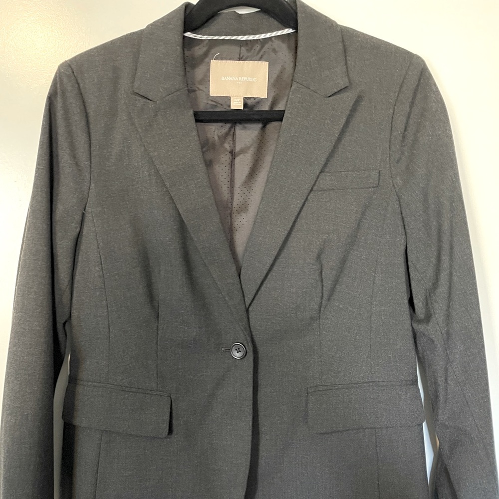 Banana Republic Suit Jacket; Dark Gray; 10 Petite